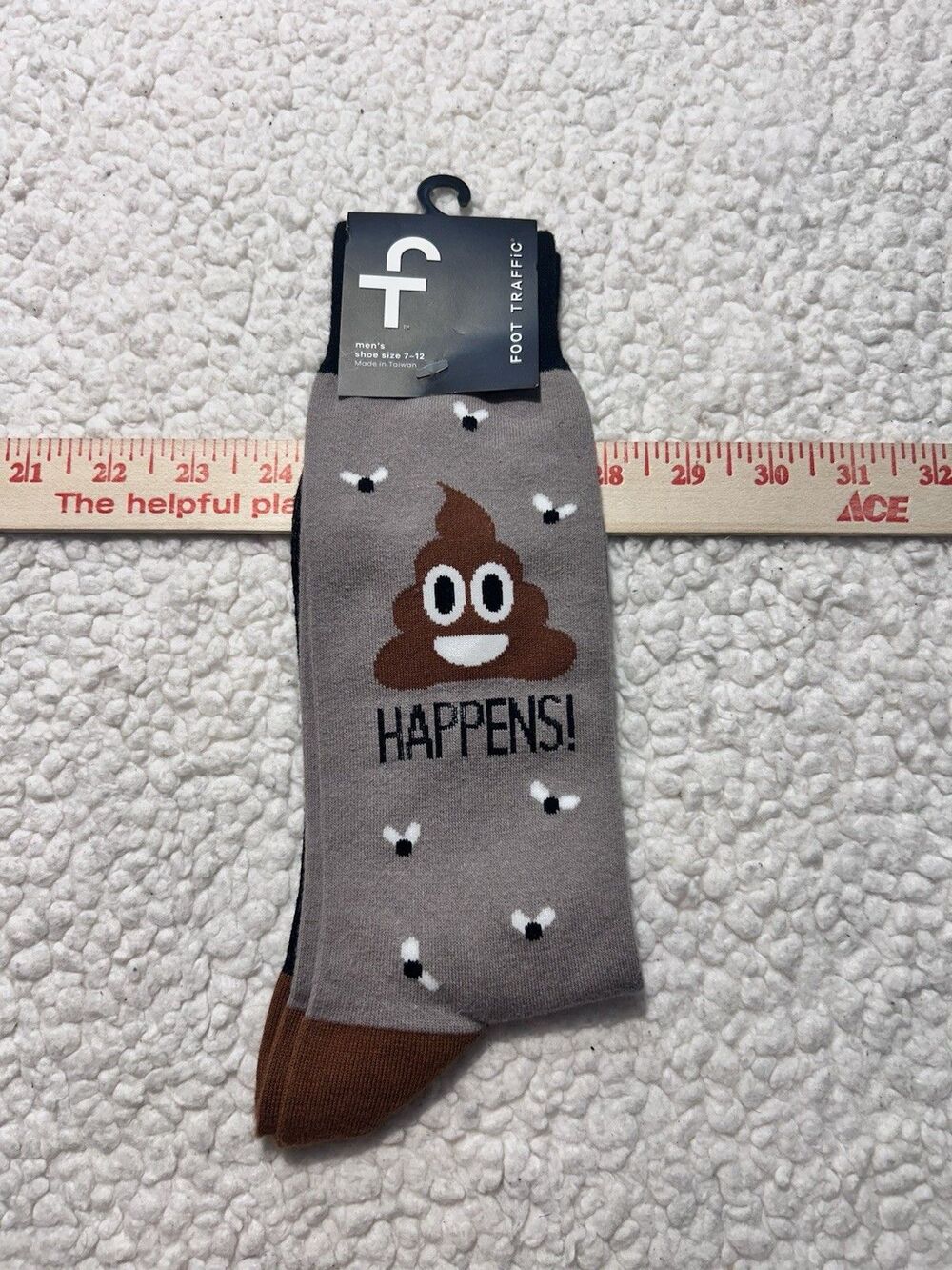 Foot Traffic Men’s Poop Happens Crew Socks Gray Funny Emoji Novelty Size 7-12NWT